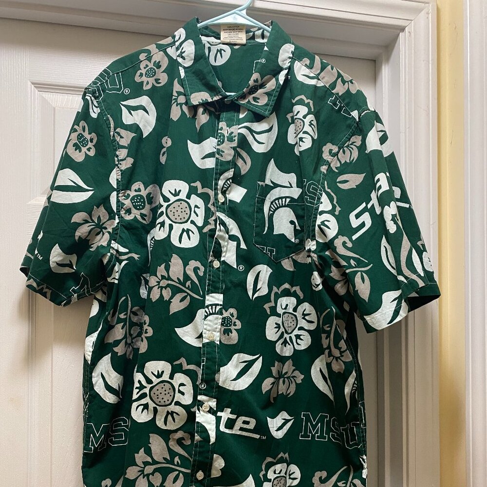 Wes and Willy Men’s MSU Short Sleeved Hawaiian Button Up Shirt XXL